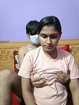 Jerin_Couple61 live cam on StripChat