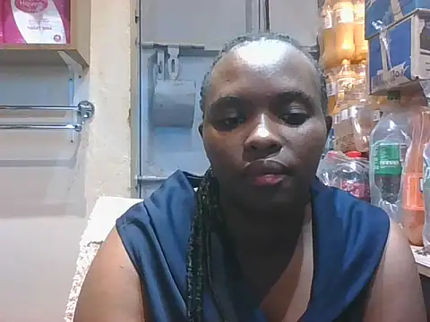 peacefulbignipple live cam on StripChat
