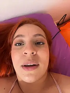 Miaaa_Peach live cam on StripChat