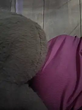lol2006a live cam on StripChat