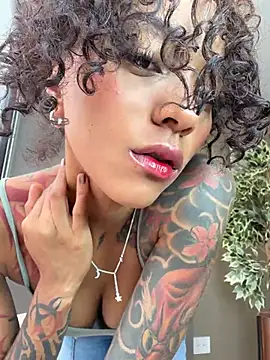 LizStorm_ avatar