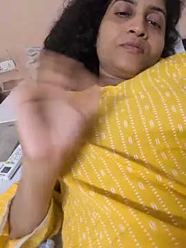 sexysilmy live cam on StripChat