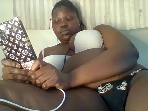 dripwetness live cam on StripChat