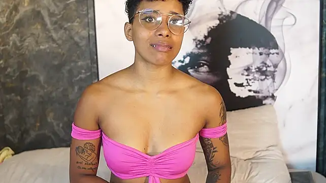 kelly_thomson live cam on StripChat