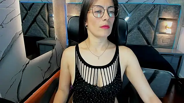 AnnyMilet_ live cam on StripChat