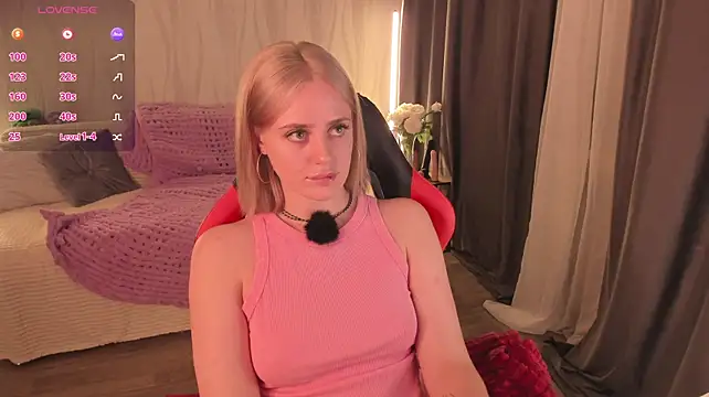 _Pixypix_ live cam on StripChat