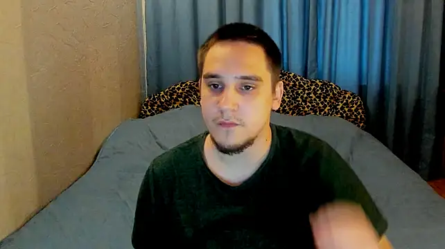 Bear_Beer130 live cam on StripChat