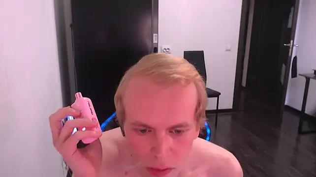 jacobflyens live cam on StripChat