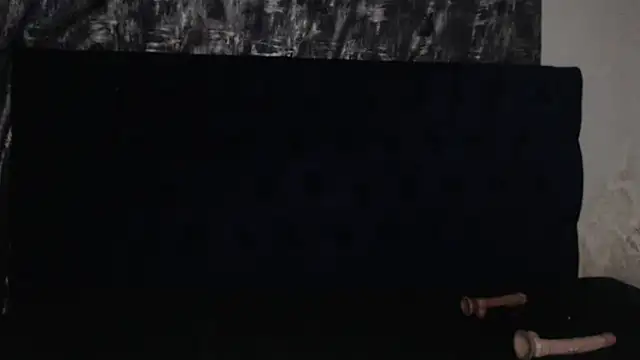 AmberDiamondMMXXX live cam on StripChat