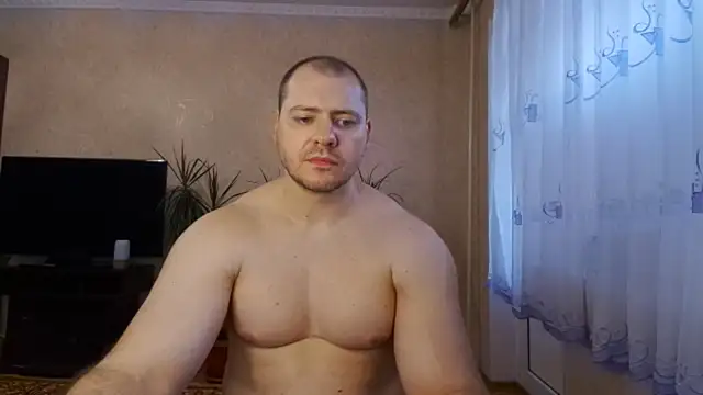 massiveman295 live cam on StripChat