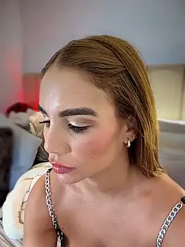 Lia_Brooks
