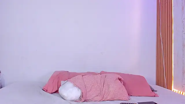 two_milkyway live cam on StripChat