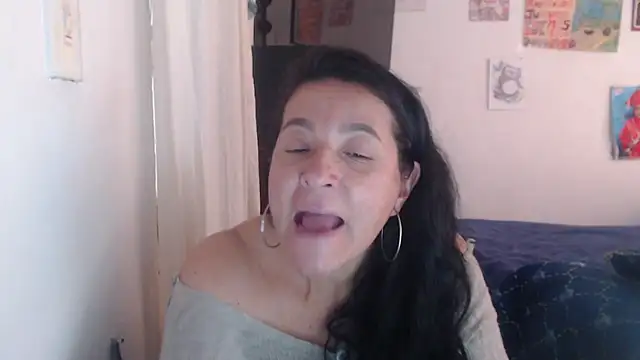 stefilove10 live cam on StripChat