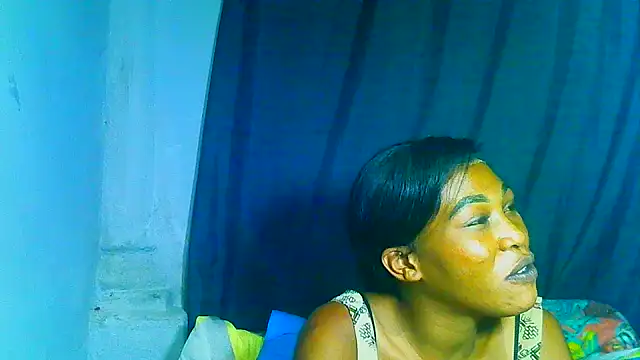 freaky_naughty live cam on StripChat