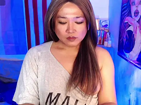 MelindaOnDuty_ live cam on StripChat