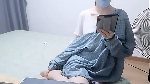 xinyibao live cam on StripChat