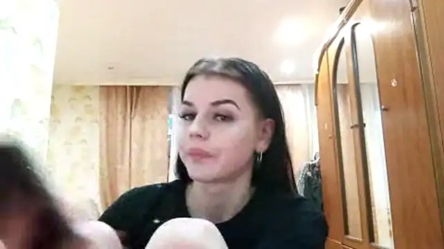 HildegardMcglaughlin live cam on StripChat