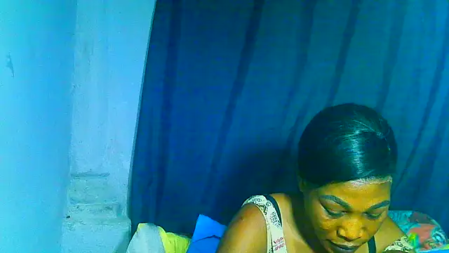 freaky_naughty live cam on StripChat