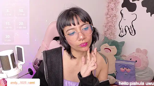 Nami_usagi live cam on StripChat