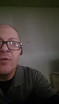 chronic_vibez live cam on StripChat