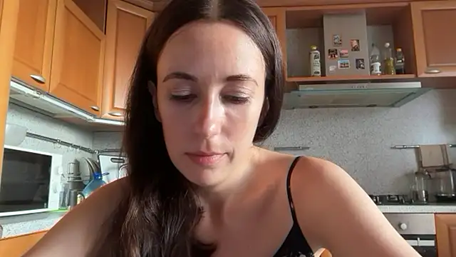 Flamingo_Queen live cam on StripChat