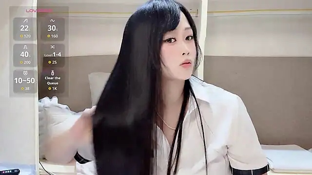 yueyue2003 Live Webcam on Stripchat