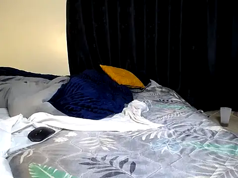 midnight_snac live cam on StripChat