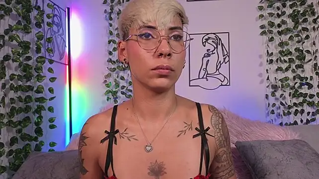 MiaMorgan_