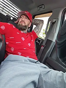 Beardedtattood live sex cam