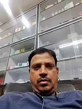Raj1043 live cam on StripChat