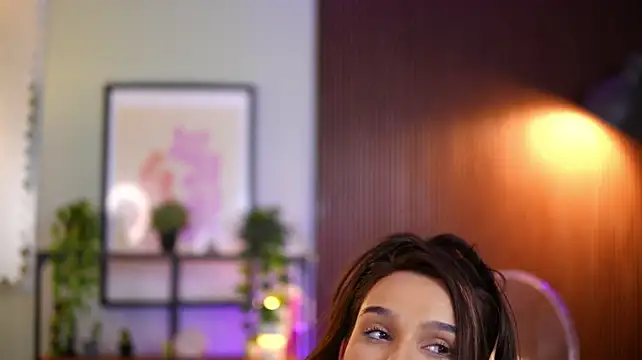 Lena_Laurent live sex cam