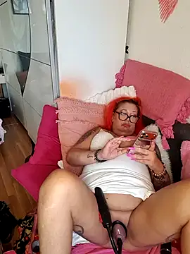 AshleyRedlips