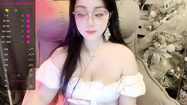 Monica-666888- live webcam