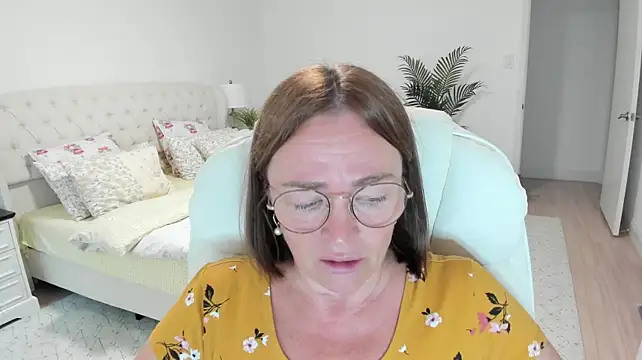 Vika73 live webcam