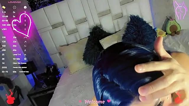 Baby_Aliz live cam on StripChat