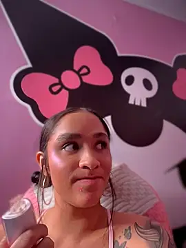 Isabella-Teen