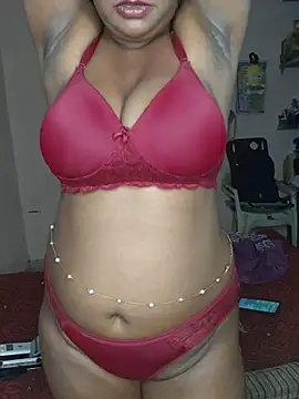 sluttyzoyaa