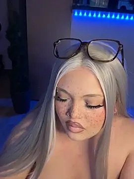 Vixen-Kiss live cam on StripChat