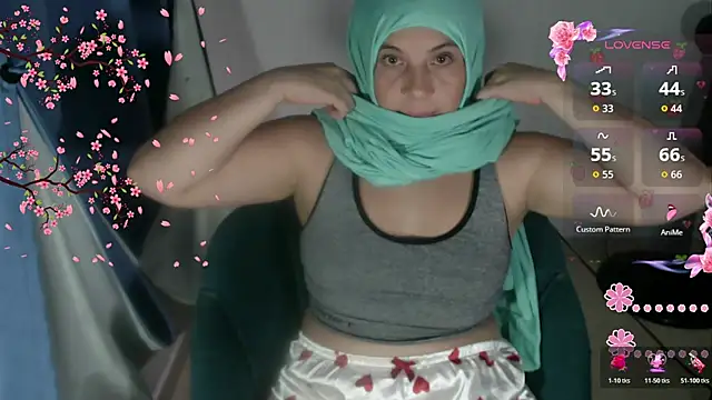 MELEK_SAMAD live cam on StripChat