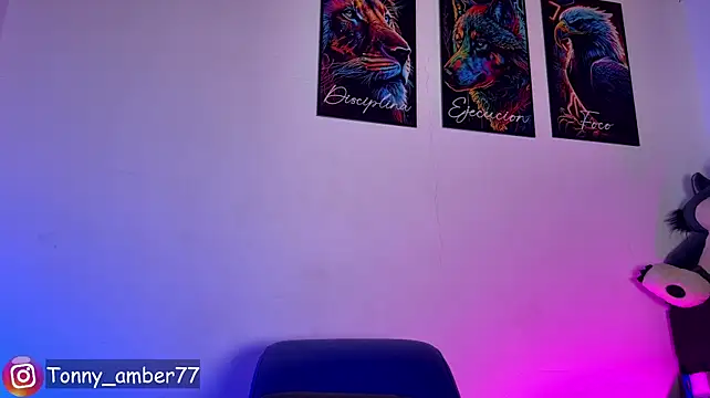Amber77__