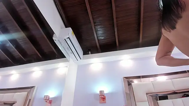 charolnox live cam on StripChat