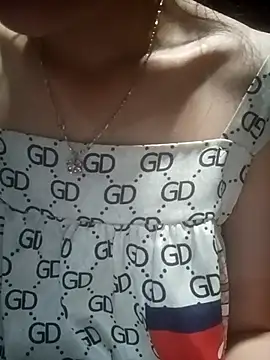Aria_Maya live cam on StripChat