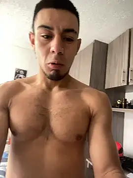 Taylor_DiamondBoy live cam on StripChat