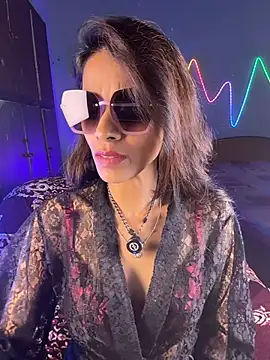 Ivy_the_goddess live cam on StripChat