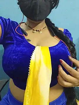 Tamil_Vennila_ live cam on StripChat
