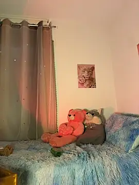 Nina_Velveta