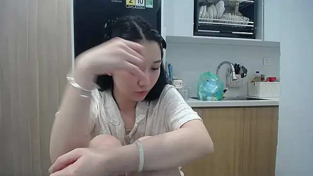 Asiagirll live cam on StripChat