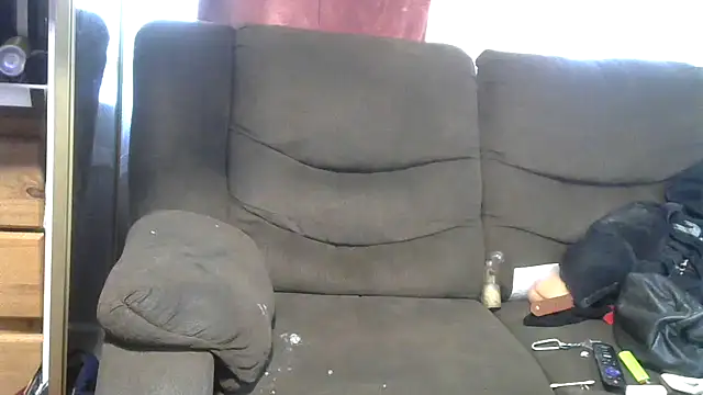 SassyCrystal77 live cam on StripChat