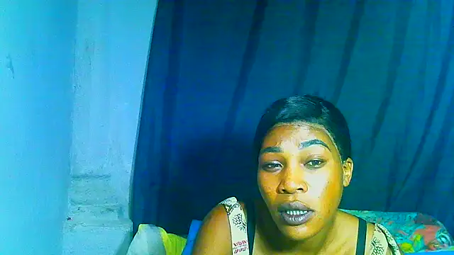 freaky_naughty live cam on StripChat
