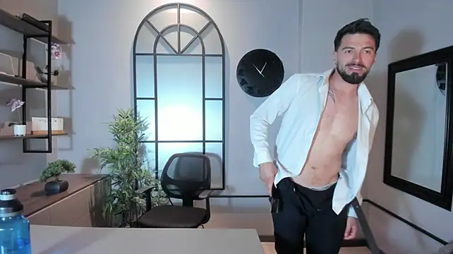 Liam_ashford live cam on StripChat
